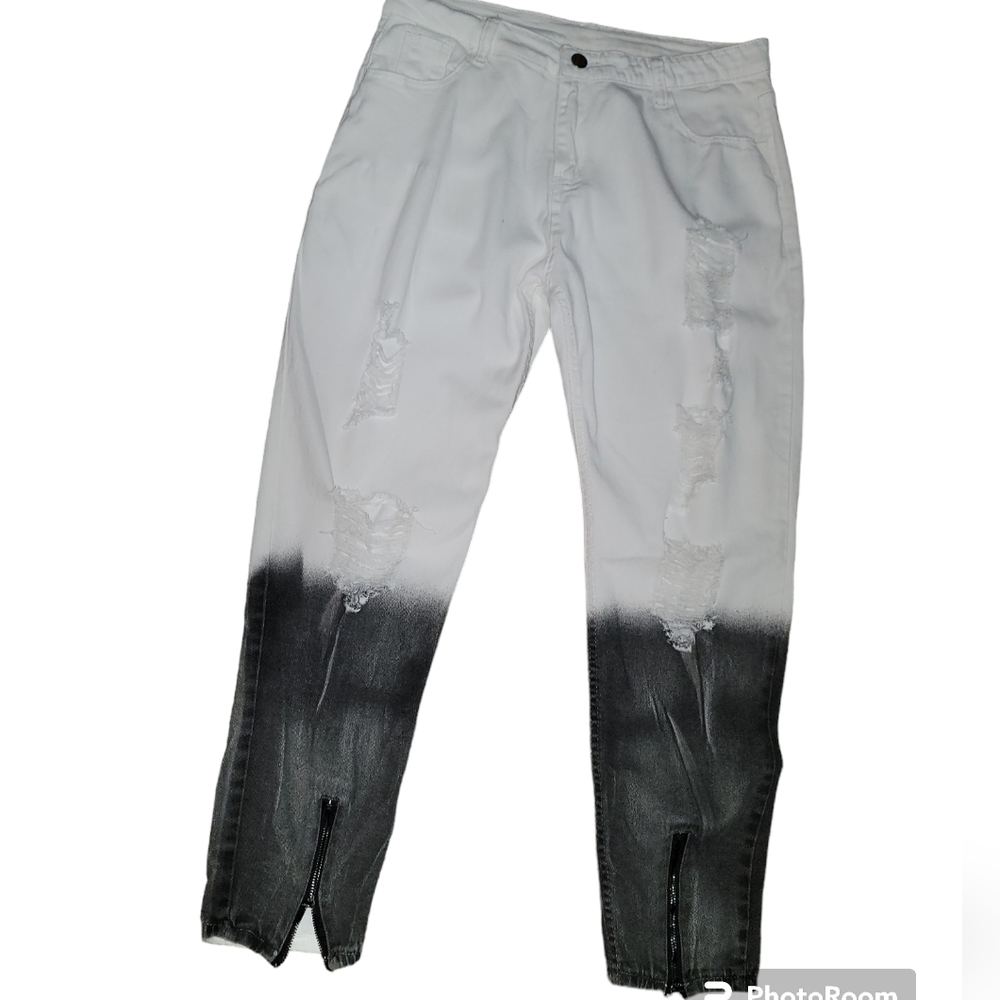Land Of Nostalgia White/Black Skinny Sz XLARGE Distressed Jeans  Streetwear Cozy
